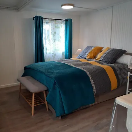 Relais Des Tourterelles Bed & Breakfast *